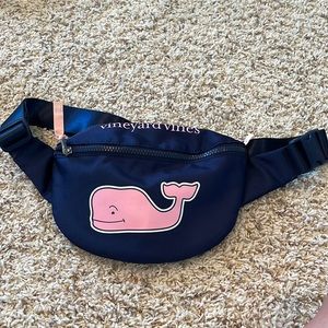 Vineyard vines x target fanny pack!